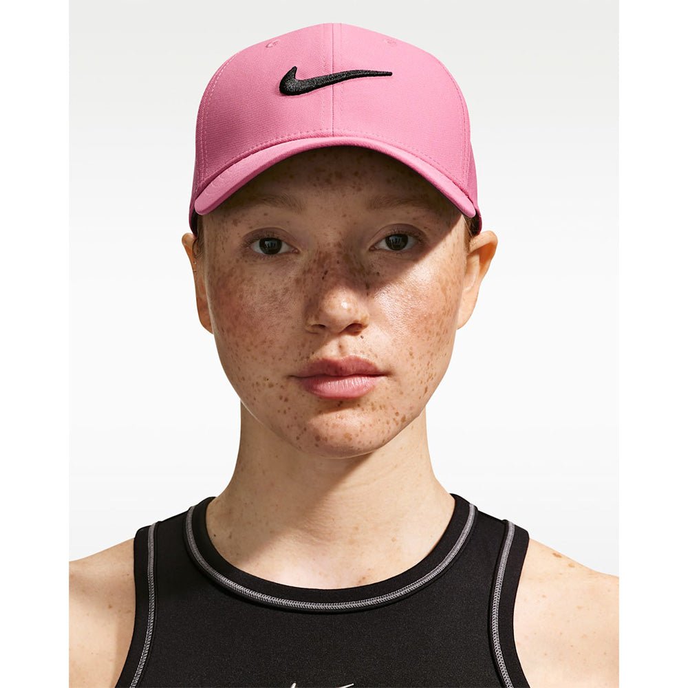 Dri-FIT Club Structured Swoosh Cap