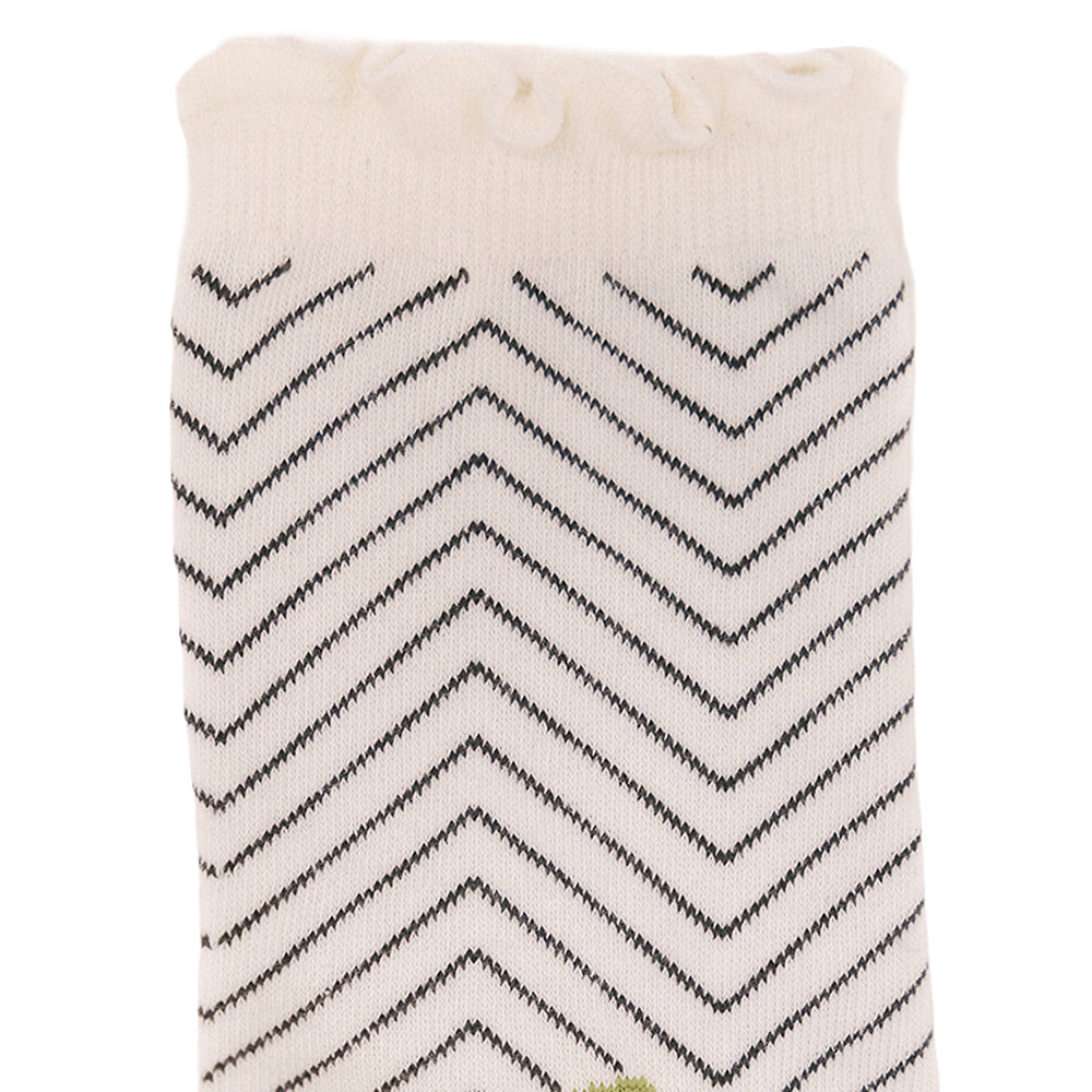 Fore All x Barbie™ Women's Maude Ruffle Socks