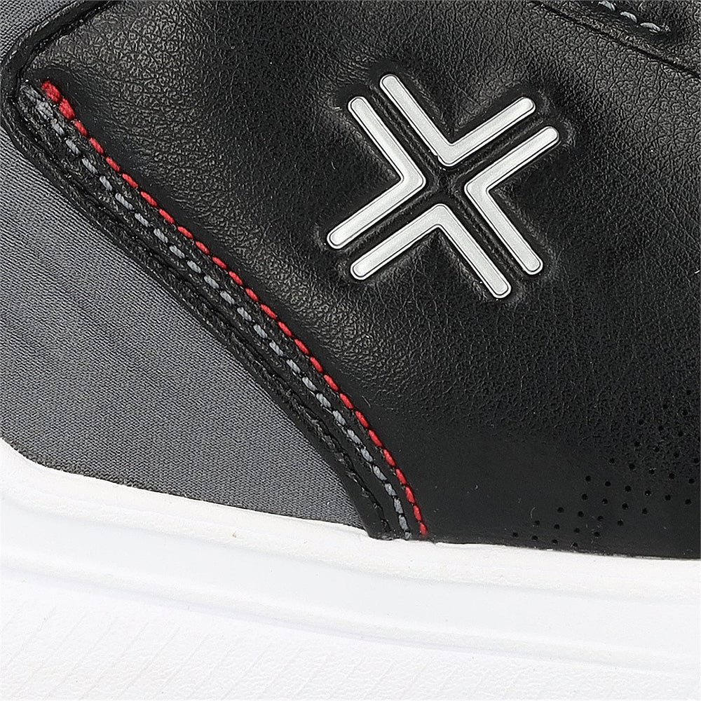 x 005 Spikeless Golf Shoes