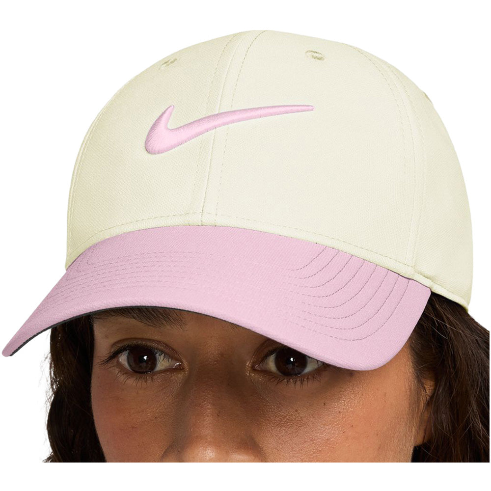 Dri-FIT Club Structured Swoosh Cap