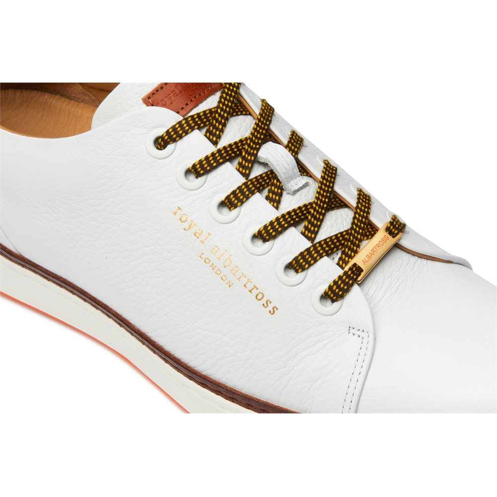 The Pontiac Spikeless Golf Shoes