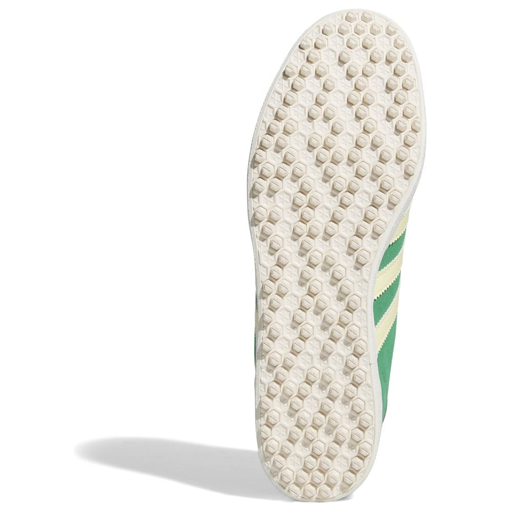 Gazelle Spikeless Golf Shoes