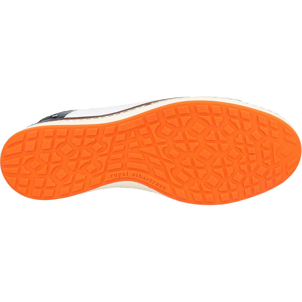 The Solstice Spikeless Golf Shoes