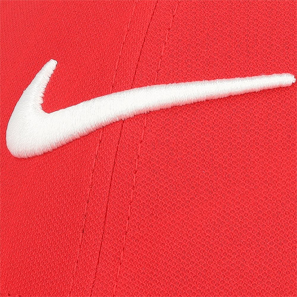 Dri-FIT Club Swoosh Hat