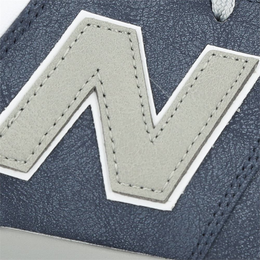 574 Greens v2 Spikeless Golf Shoes