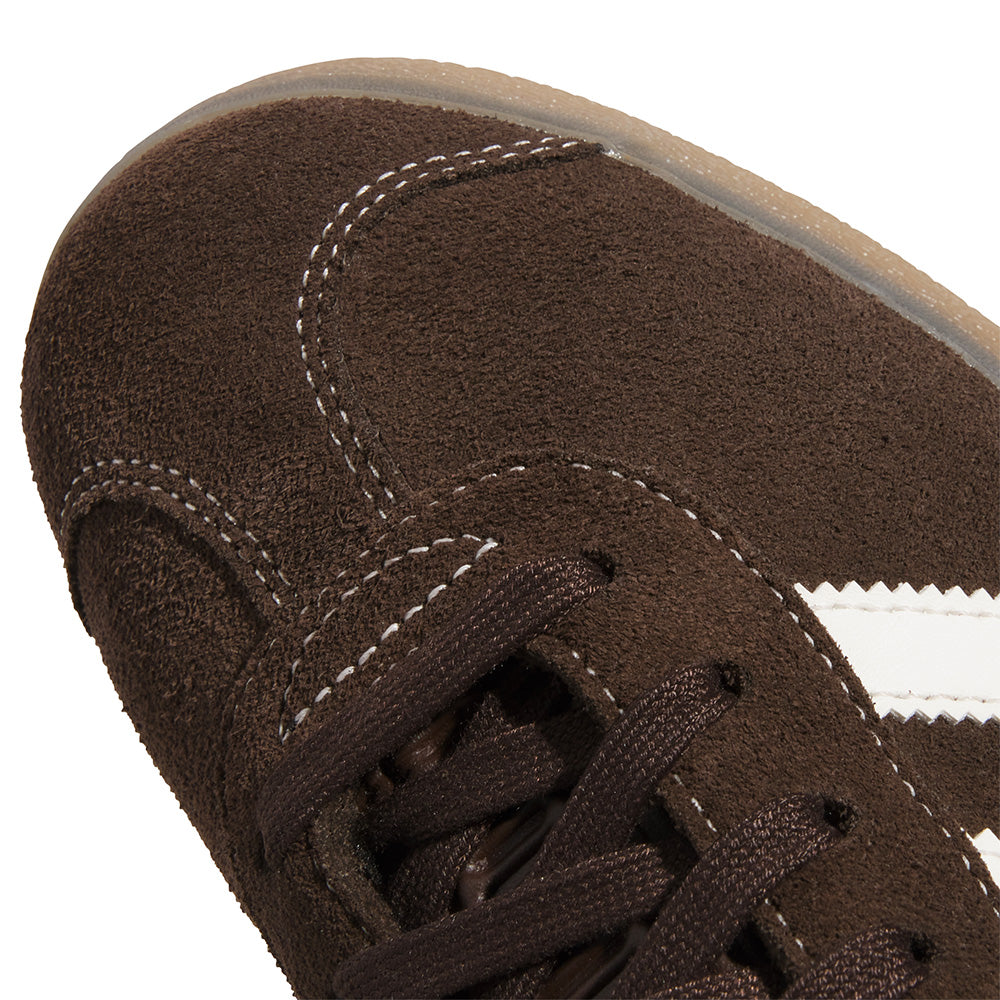 Gazelle Spikeless Golf Shoes