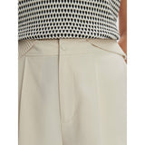 Women's Mariya Easy Pleat 4.5" Shorts - Fairway Styles