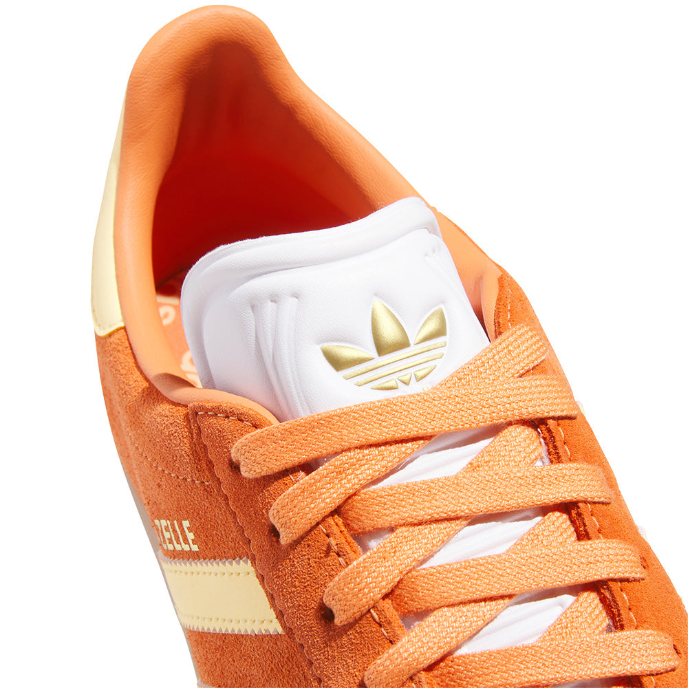 Gazelle Spikeless Golf Shoes