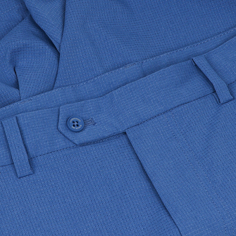 Vent Shorts