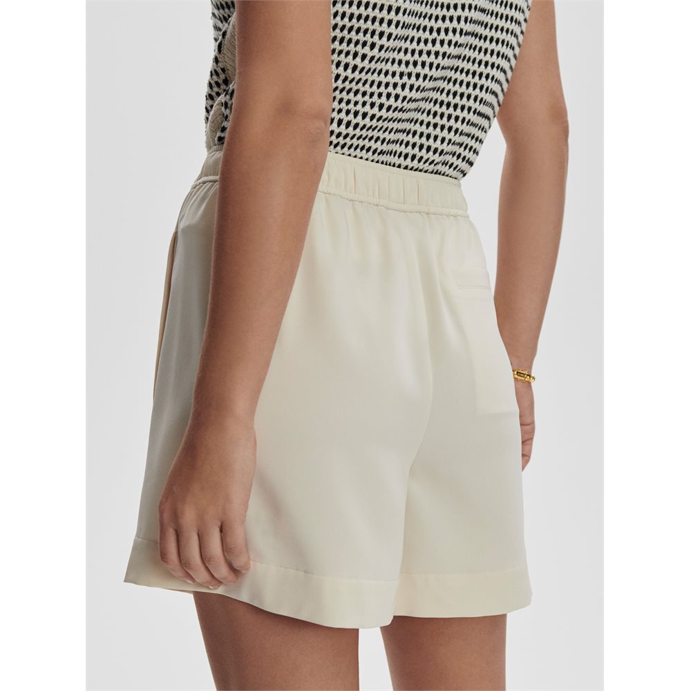 Women's Mariya Easy Pleat 4.5" Shorts