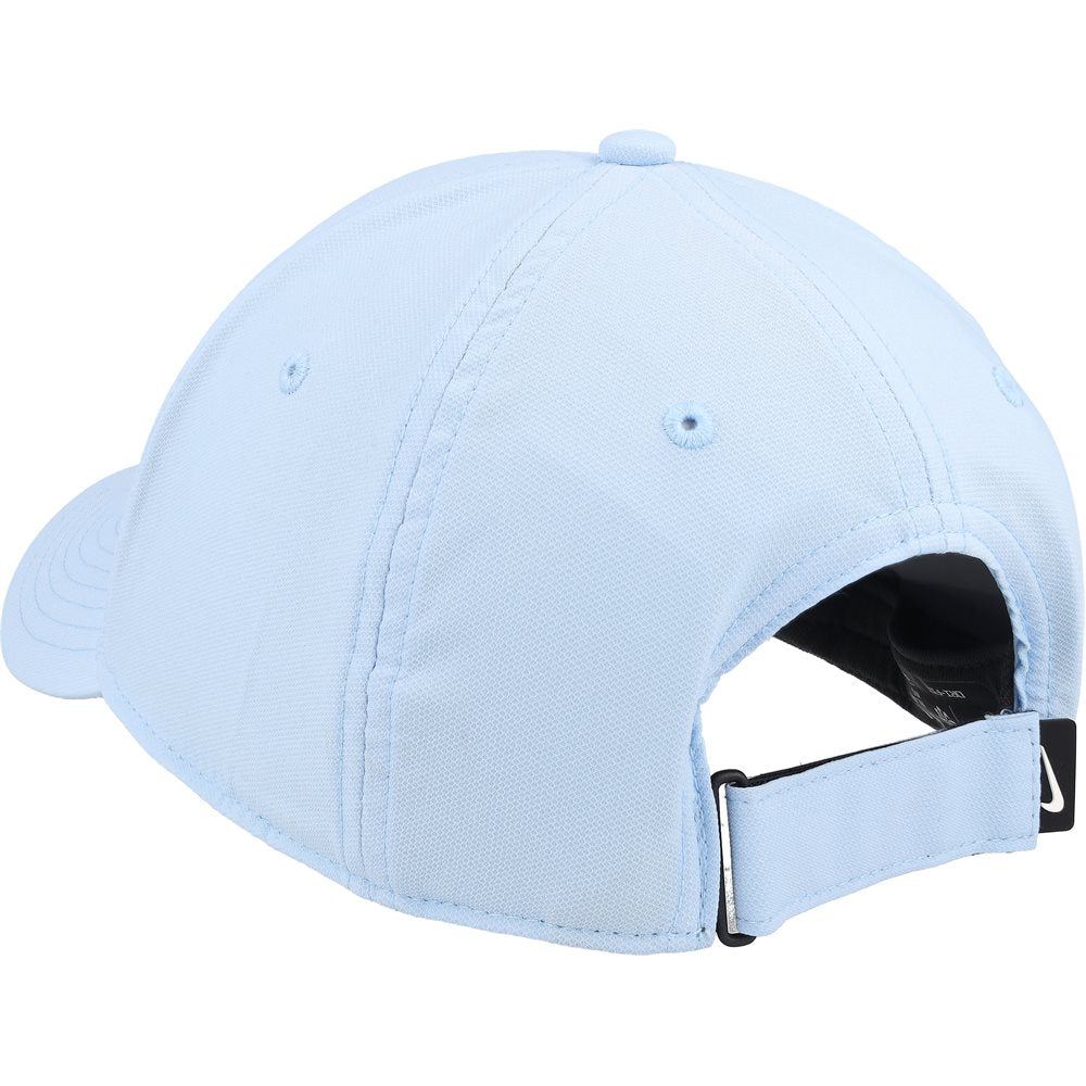 Dri-FIT Club Structured Curved Bill Perf Hat