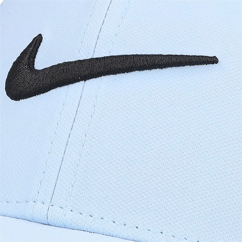 Dri-FIT Club Structured Curved Bill Perf Hat