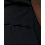 Vent Tight Short