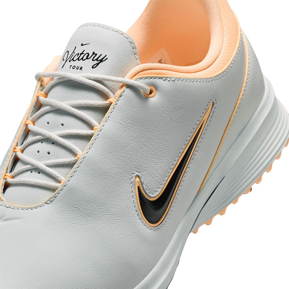 Nike Victory Tour 4 Golf Shoes