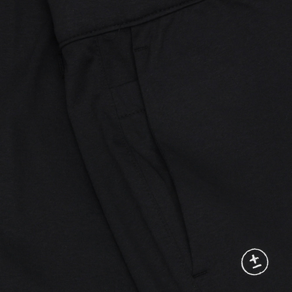 Chaperone 9" Shorts