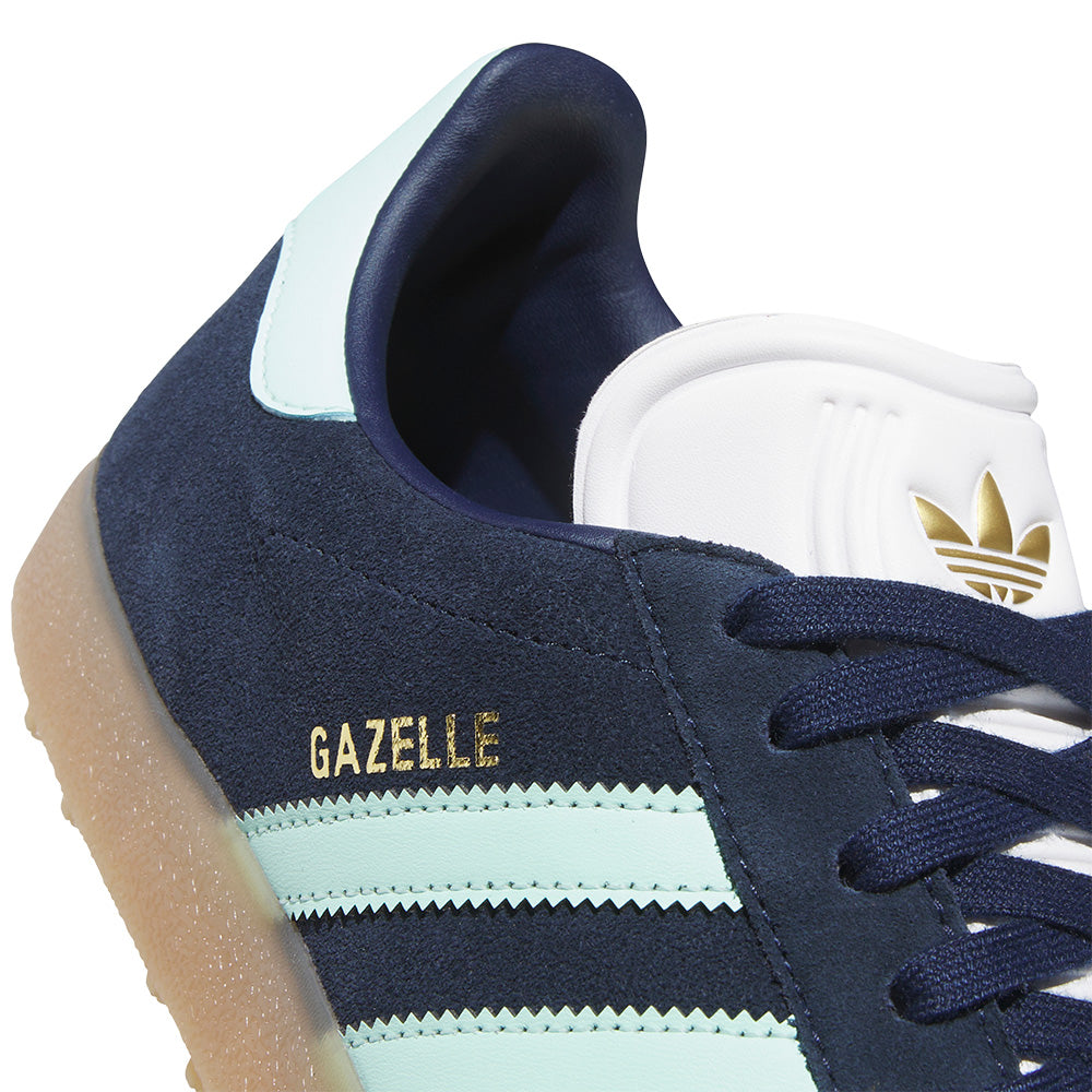 Gazelle Spikeless Golf Shoes